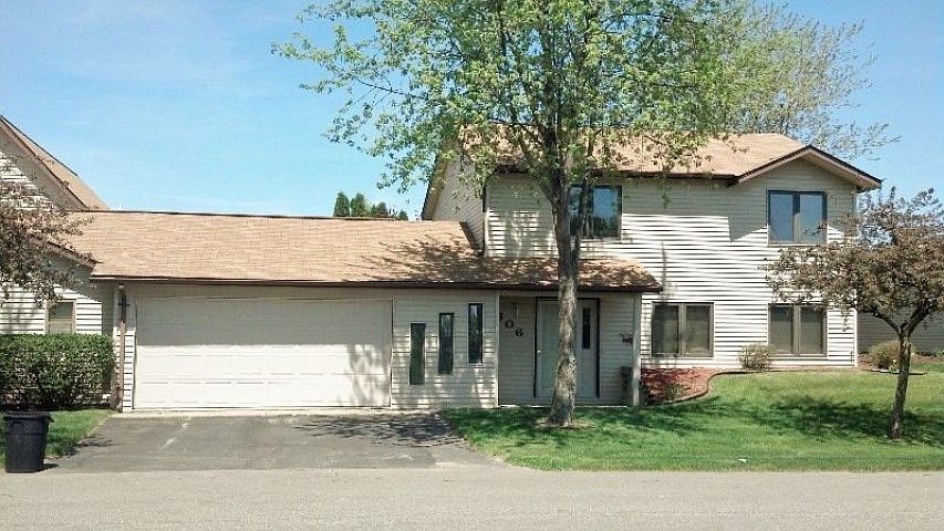 1st image of 306 Willow Bnd