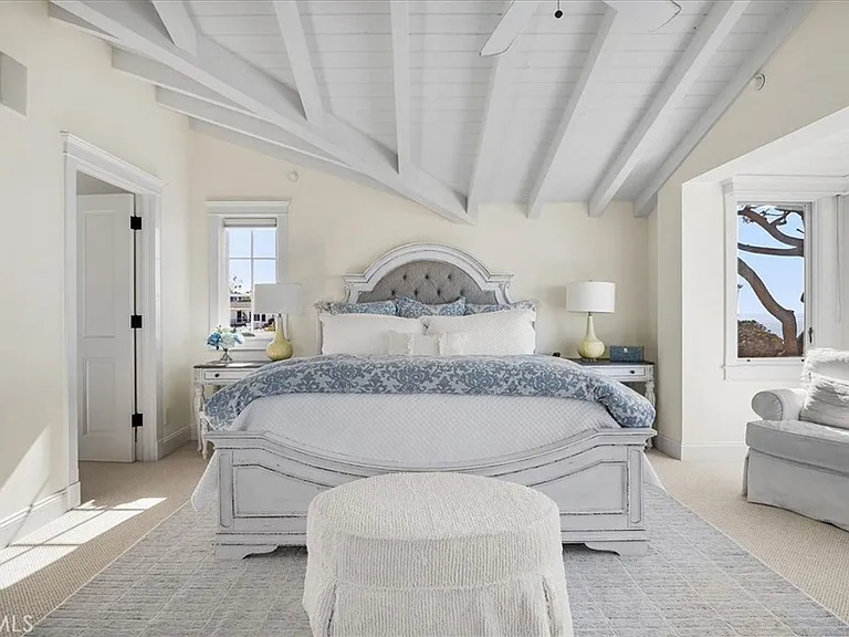50 N La Senda Dr — Photo 26