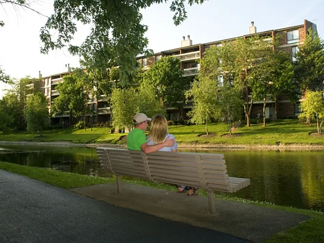 Lake+House Apartments — Photo 23