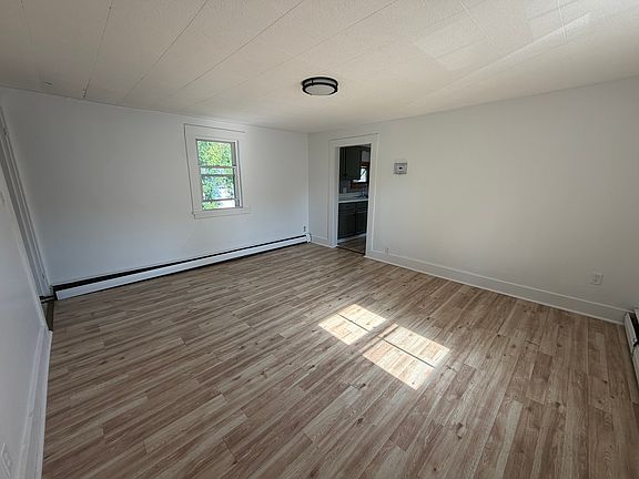 5th image of 2 Kelley St #1