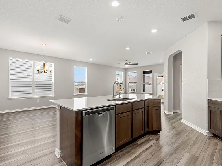 4570 Whispering Oak — Photo 9