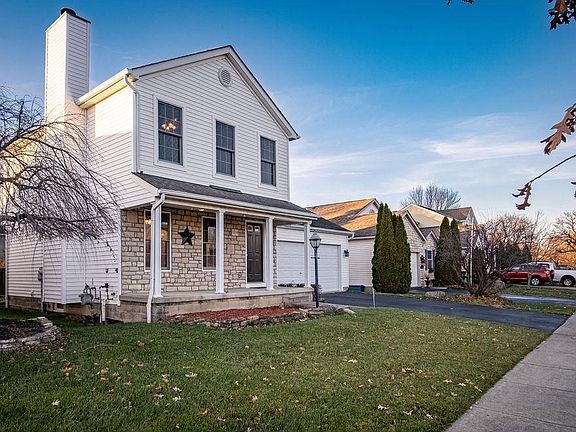 2nd image of 1859 Winding Hollow Dr