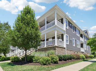 200 3rd St #B, Oakmont, PA 15139