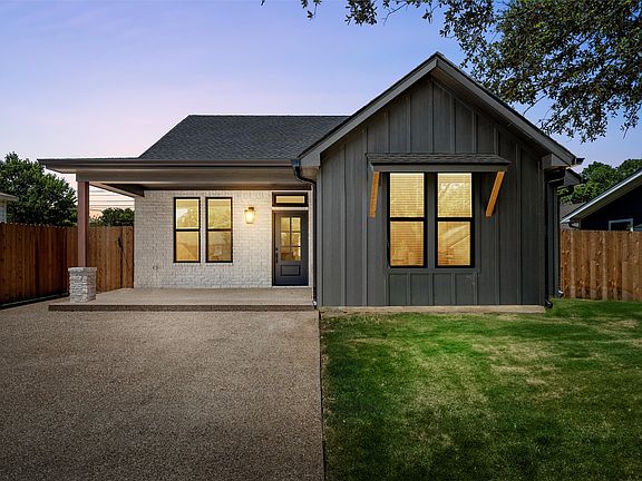 2nd image of 2923 Reuter Ave