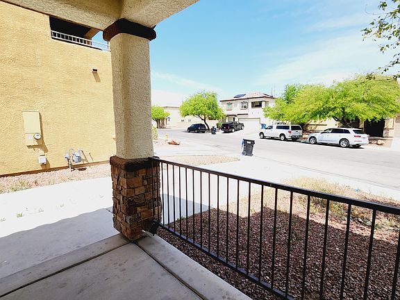 2nd image of 3629 Carisbrook Dr
