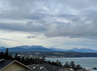 11 Rhododendron St, Port Townsend, WA 98368