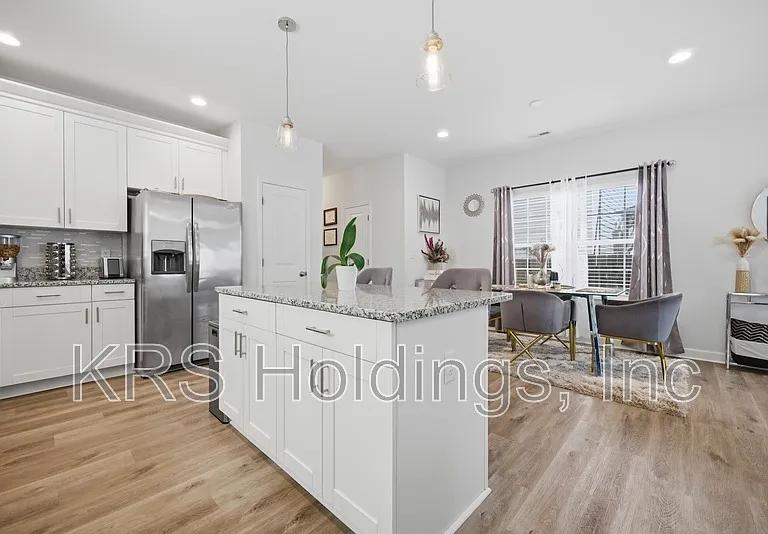612 Smith St — Photo 7