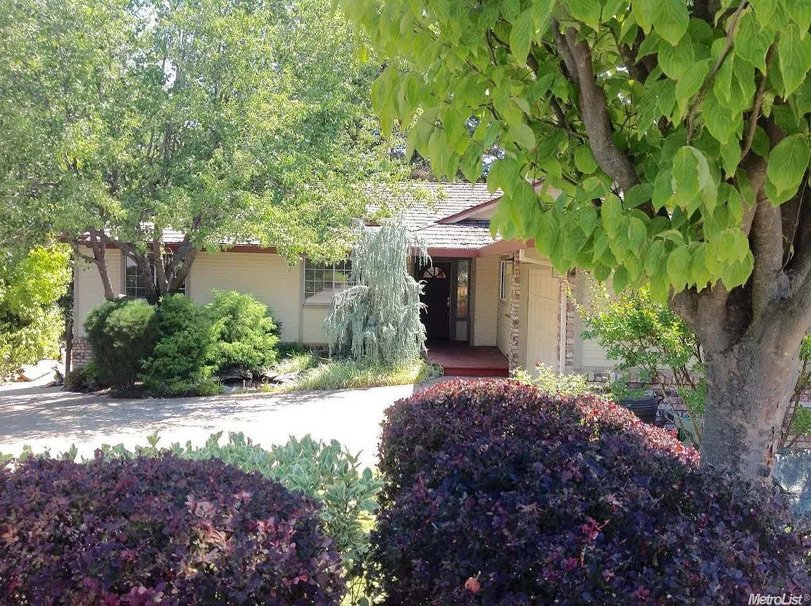 960 El Oro Dr photo 1