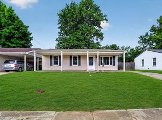 307 Crestview Ct, Chesterfield, IN 46017
