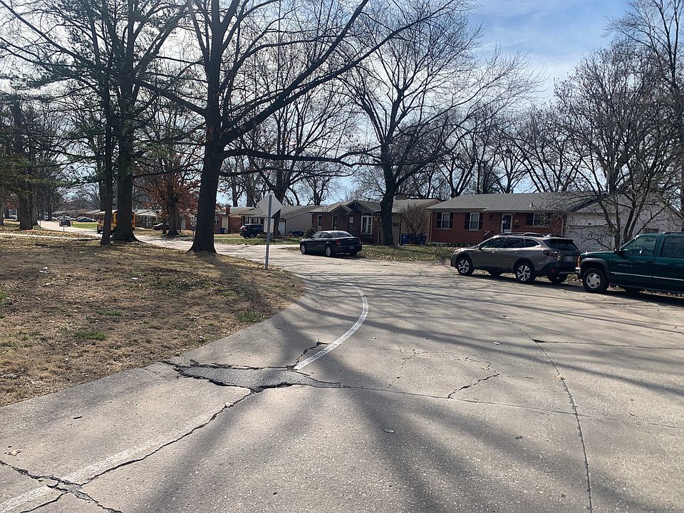 2nd image of 1696 Gerard Park Ln