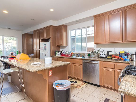 3rd image of 31728 Flintridge Way