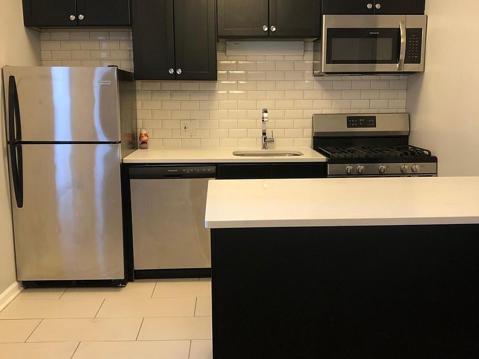 1st image of 820 W Agatite Ave APT 205