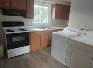 2718 Stenzel Ave #2, North Tonawanda, NY 14120