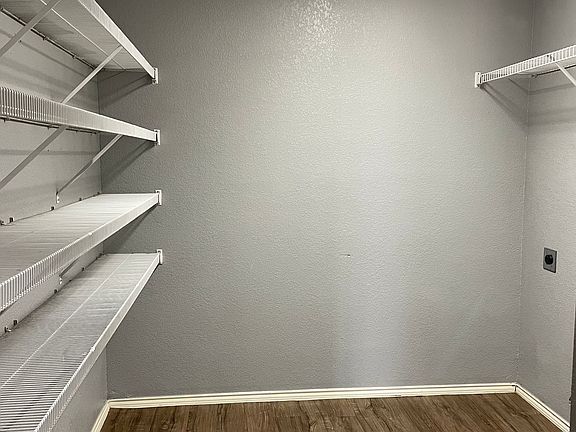 5th image of 7108 Kickapoo Dr