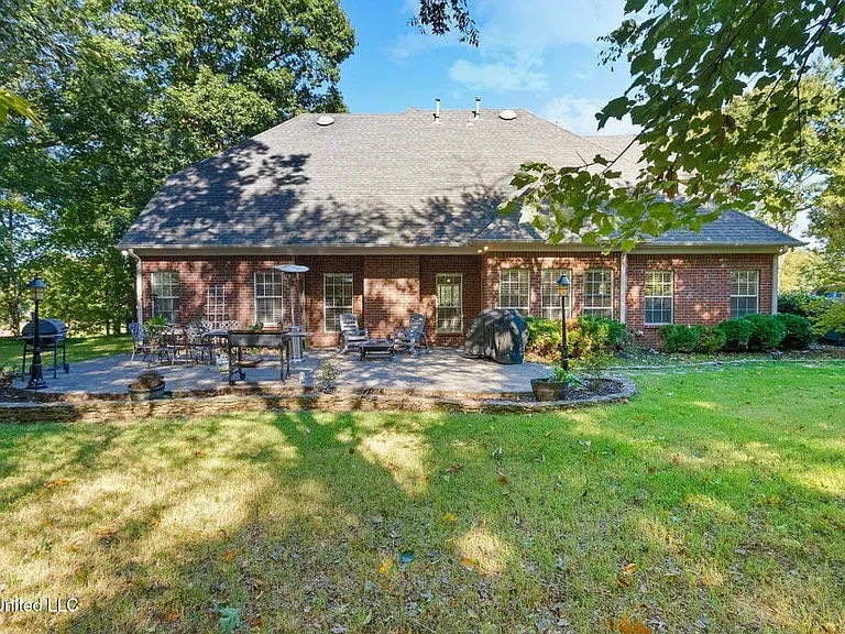 2535 Appleton Dr — Photo 15