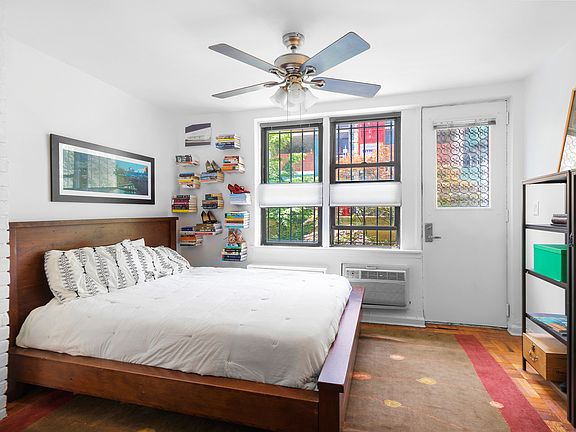 4th image of 250 W 15th St APT 1H