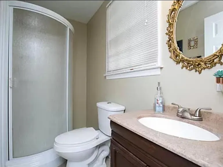 319 Donna Dr — Photo 4