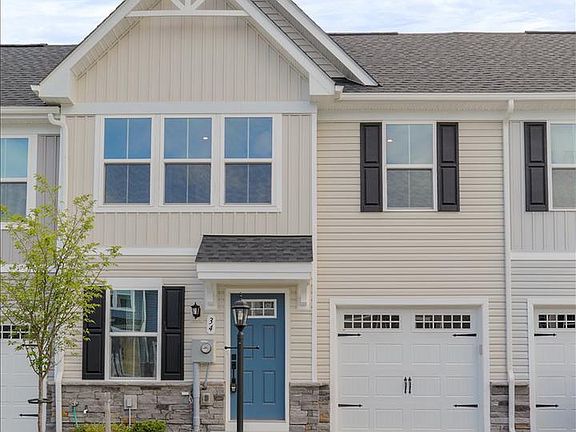 2nd image of 34 Bibury St