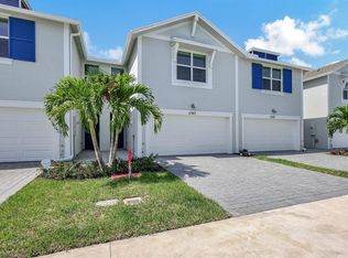 5767 SE Edgewater Cir, Stuart, FL 34997