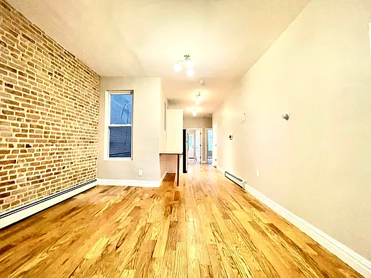 Rented by Pear NYC LLC | media 12