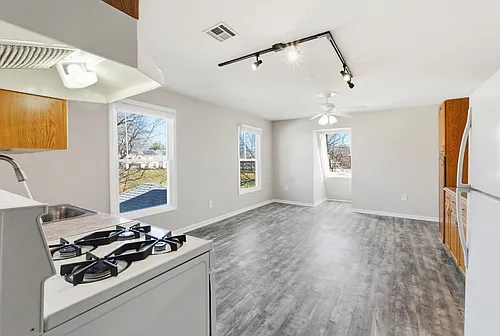 42 Cook Ave #5 Photo 1
