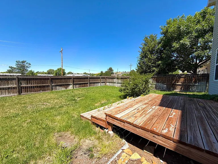 4608 Garnet Way — Photo 22