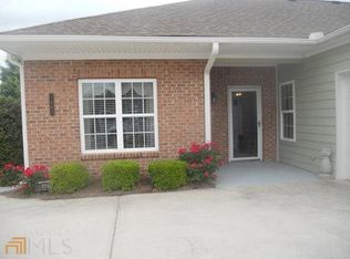 1802 Paddock Ln, Newnan, GA 30263