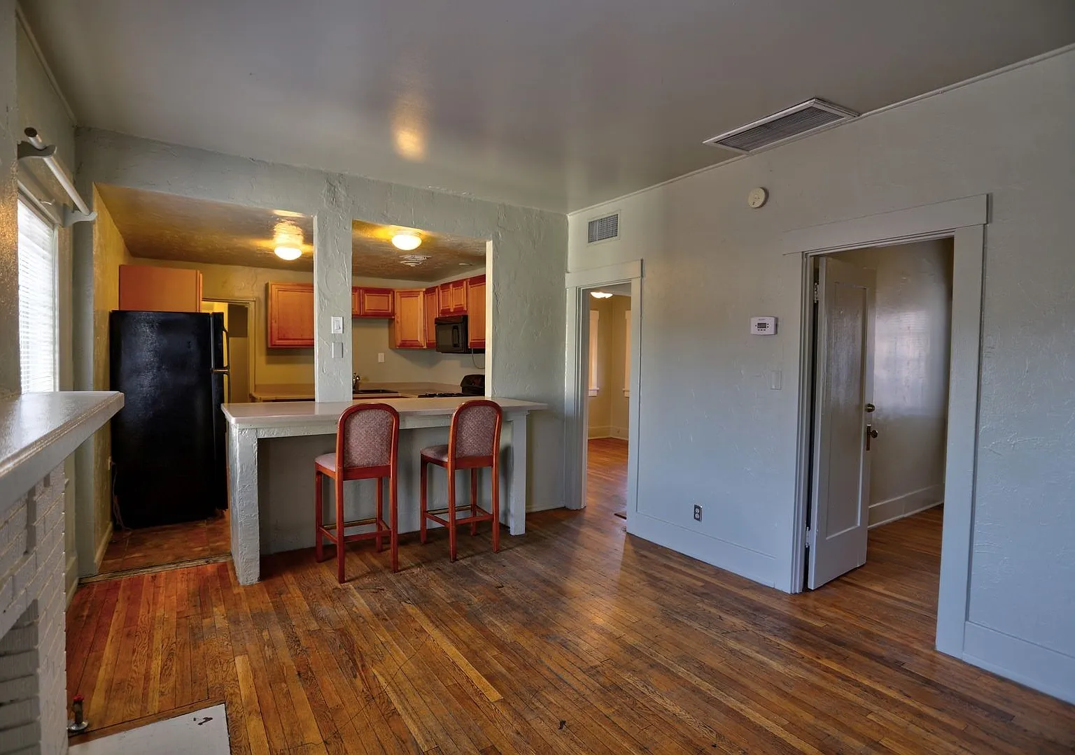 1348 N. Euclid Ave. — Photo 3