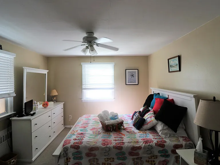 309 N Harding Ave — Photo 5