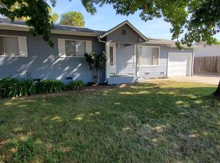 1925 Beverly Ave, Olivehurst, CA