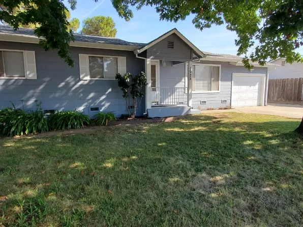 1925 Beverly Ave, Olivehurst, CA 95961