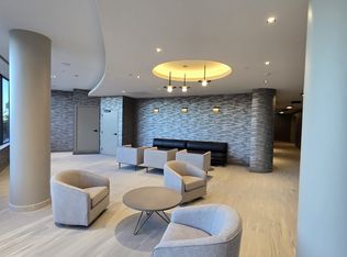 5081 Hurontario St #2712, Mississauga, ON L4Z 3X7