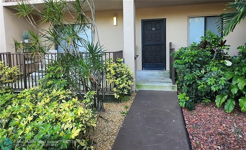 1st image of 2202 S Cypress Bend Dr APT 103