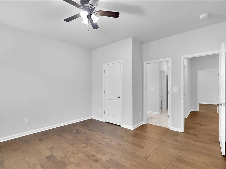 3187 Oxford Mill Ln — Photo 15