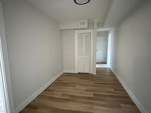 220 E Hanover St APT 2