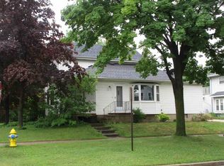 517 Mather St, Green Bay, WI 54303