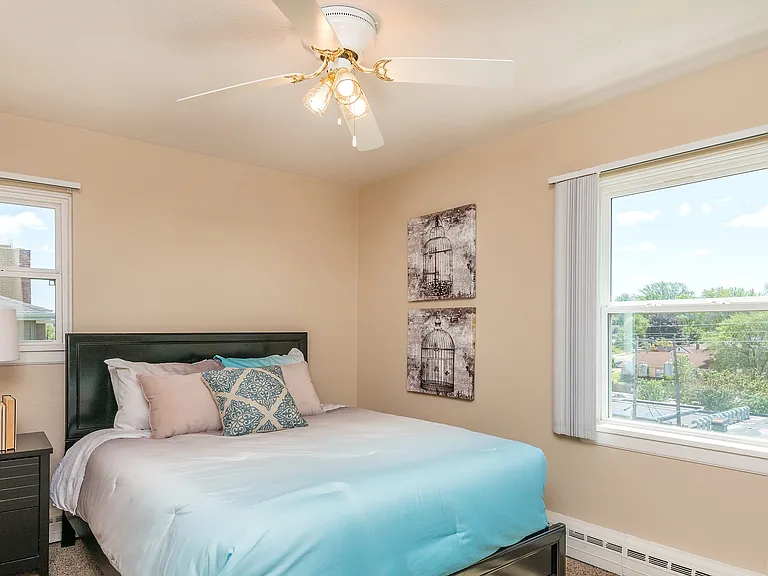 Rose Vista Apartments — Photo 11