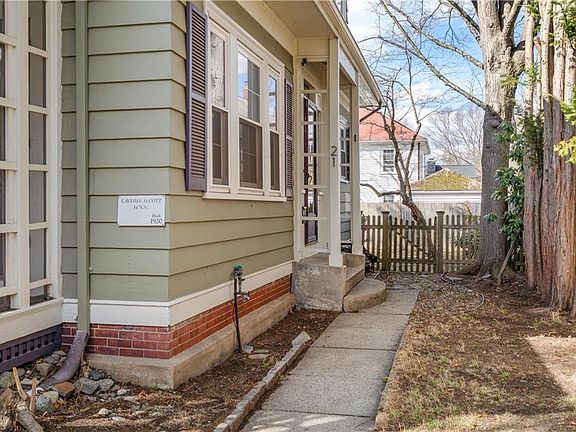 3rd image of 21 Dexterdale Rd