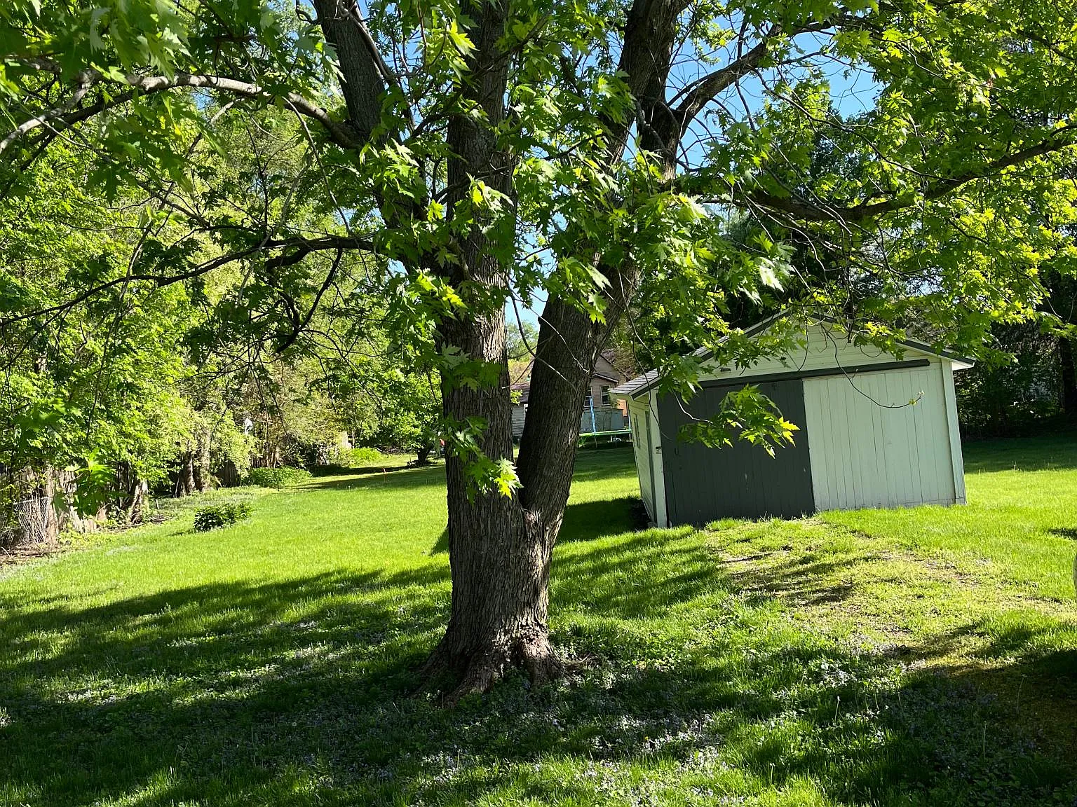 E 3rd St, Galesburg — Photo 4