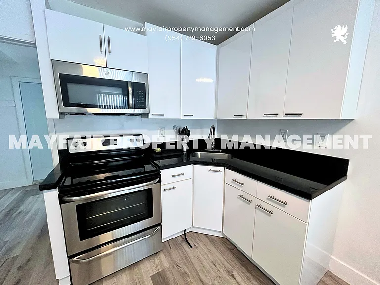 412 Sunset Dr #5 — Photo 5