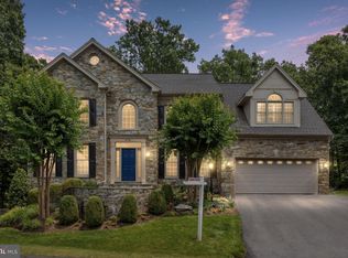 6706 Rock Fall Ct, Clifton, VA 20124