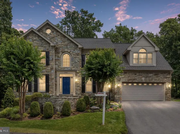 6706 Rock Fall Ct, Clifton, VA 20124