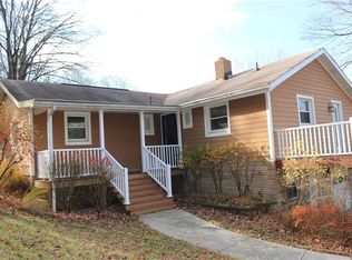 165 McCartney Ln, Baden, PA 15005