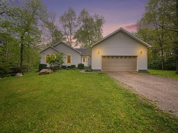 2088 Hickory Ln, Jackson, MI 49201