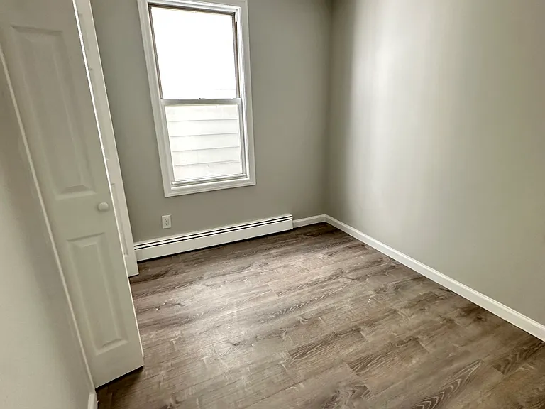 717 McKinley St #1 — Photo 8