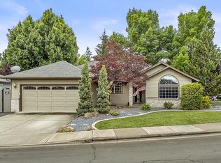 3030 Ruby Dr, Medford, OR