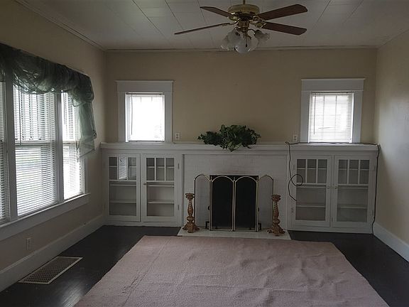 2nd image of 920 Nicholas St
