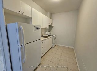 1807 Eglinton Ave W #304, Toronto, ON M6E 2H7