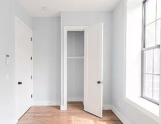 4th image of 361 Palmetto St APT 1R