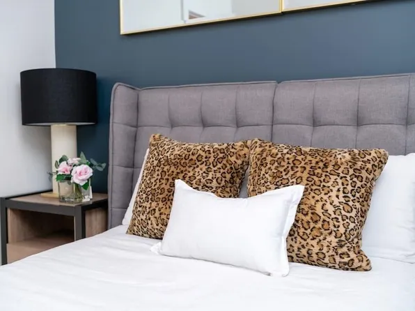 141 Beach Street image 10 of 25